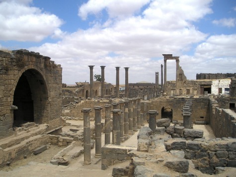 Ruinas de la era romana en Bosra, Siria.